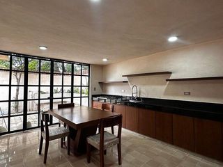 CASA AMUEBLADA EN RENTA | JARDINES MIRAFLORES | ZONA CENTRO