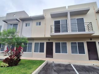 CasaAmplia casa en Jardines de Mayakoba en renta, amueblada y equipada con servicios incluidos