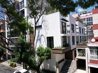 Casa en condominio en venta con roof garden privado en Del Valle