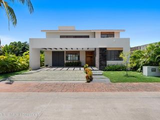 Casa Nueva en Los Tigres Residencial, Nuevo Vallarta