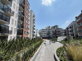 Departamento en venta con roof garden privado, en Calz. de la Virgen