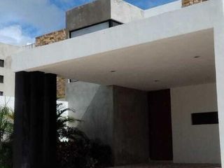 | Excelente casa en privada de Dzityá |