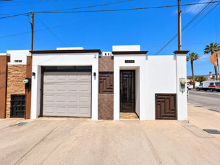 🏡✨ ¡CASA EN VENTA EN COLONIA BUSTAMANTE, ENSENADA! ✨🏡