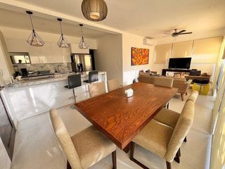 Departamento amueblado en venta en San Benito FRENTE AL MAR!