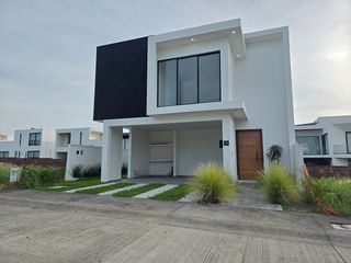 Casa en Venta con Alberca Punta Tiburón