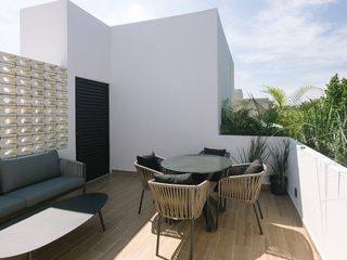 CASA TIPO TH EN PRIVADA CON AMENIDADES AL NORTE DE MERIDA, YUCATAN.