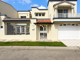 ASI  CASA EN VENTA EN PLAYAS DE TIJUANA | SECCIÓN JARDINES