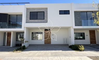 RESIDENCIA EN VENTA EN ALTANZA, SOARÉ III, SOLARES, ZONA REAL, ZAPOPAN.
