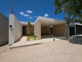 casa de UNA PLANTA con Alberca en zona Cholul