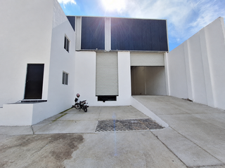 BODEGA INDUSTRIAL EN RENTA 400 M2 TLAJOMULCO JALISCO