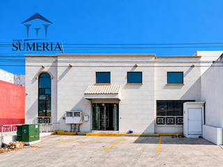 Edificio de oficinas en renta en Periférico de la Juventud