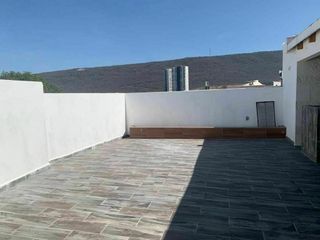 Residencia en Claustros de La Catedral, 4ta Recamara en PB, Roof Garden, Alberca