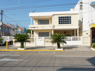 Casa 297m2 en venta en Fracc. Flores Magón. VERACRUZ, VERACRUZ.