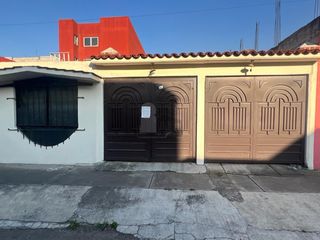 Casa sola en renta en Santa Elena, San Mateo Atenco, México