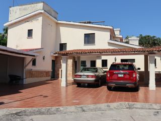 Casa en Renta en coto Residencial Bugambilias, Colima