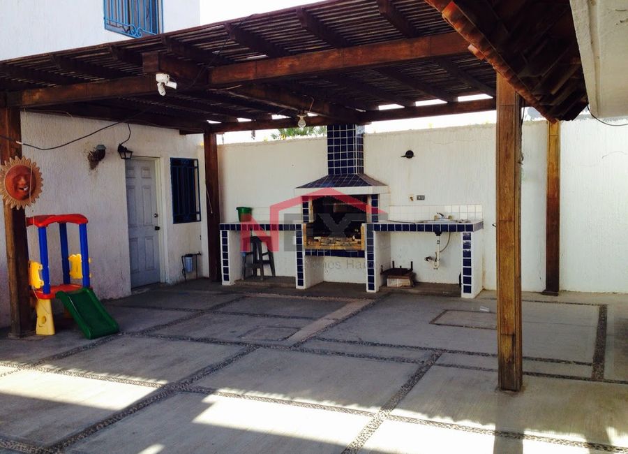 CASA EN VENTA BAHIA DE KINO