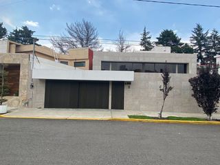 Hermosa Casa en VENTA, exclusivo residencial, Metepec. Toluca.