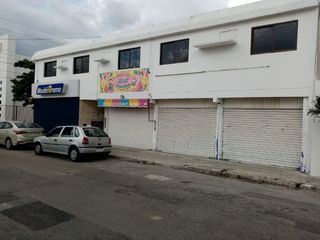 Oficinas en plaza comercial en Pensiones, Mérida