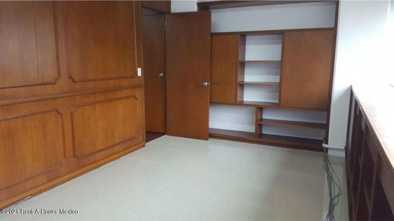 Local Comercial en Renta Naucalpan de Juarez El Parque JA2118815