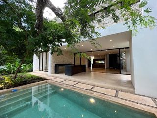 Espectacular Casa en Venta en Oasis, Yucatán Country Club