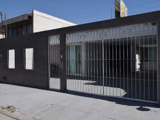 Casa para Oficina una Planta en Renta en Mitras Sur Monterrey Nuevo Leon
