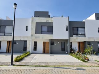 CASA EN VENTA EN LOMAS DE ANGELOPOLIS SAN ANDRES CHOLULA PUEBLA 3 recamaras