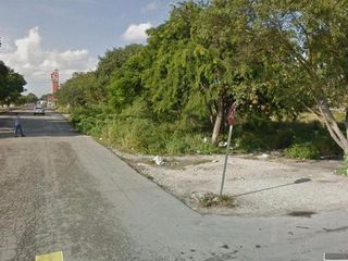 SE VENDE O SE RENTA TERRENO COMERCIAL EN CANCUN, QUINTANA ROO