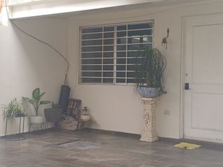 CASA 2PLANTAS EN COTO AL NORTE X AGROPECUARIO