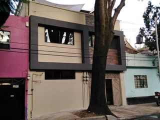 Casa con 4 departamentos remodelados en Anahuac Nuevo Polanco