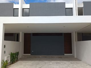Casa en venta, residencial Xcanatún, Mérida, Yucatán