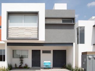 Venta de Casa en residencial al Poniente de la Ciudad.