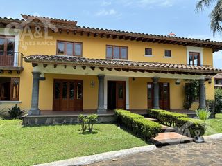 Casa Residencial Campestre en Venta Ubicada en el centro de  Coatepec Veracruz