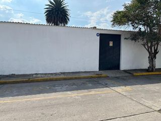Renta de Terreno con oficinas en Cuautitlán