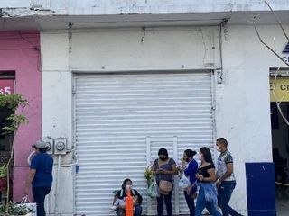 RENTA MEDIANO LOCAL COMERCIAL EN EL CENTRO DE MERIDA C58