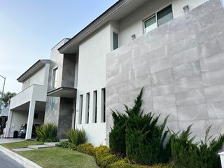 Casa en Venta en Sierra Alta, Monterrey