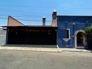 Casa en venta Morelia, a lado de Club Campestre.