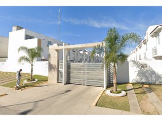 Casas en Venta en Villa Fontana Diamante, Zapopan | LAMUDI