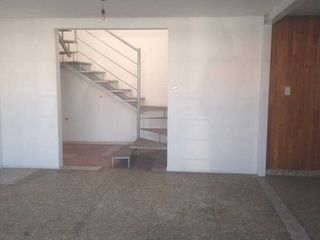 PUEBLA, RENTA LOCAL EN COLONIA BUGAMBILIAS, 90 M2, CISTERNA, ESTACIONAMIENTO