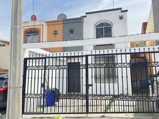 Se vende casa de 2 recámaras en Colinas de California, Tijuana