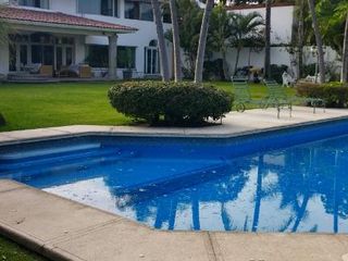 Casa en Privada en Tabachines Cuernavaca - INE-468-Cp*