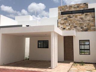 Casa en venta en privada, Conkal