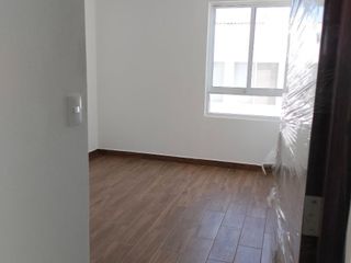 Casa autor en venta en ciudad maderas