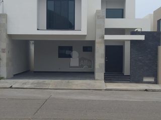Casa sola en venta en Ampliación Unidad Nacional, Ciudad Madero, Tamaulipas
