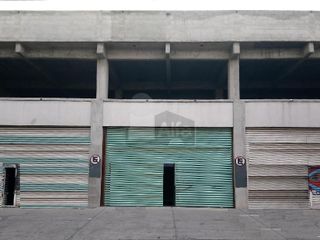 Local comercial en renta en avenida Nacional México Pachuca, Colonia la Esmeralda, Tecamac EDOMEX