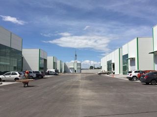 Se Renta Bodega Industrial de 475 m2, Parque TLC en El Marques, Varias Medidas..