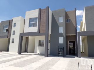 Casa Nueva de 3 recamaras, cerca de aeropueto, Cd Juárez Chihuahua