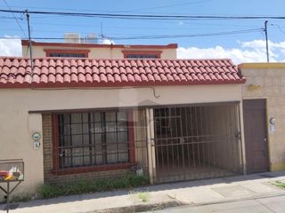 Casa sola en venta en Quintas Carolinas, Chihuahua, Chihuahua