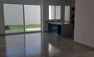 Vendo Casa 4 Rec/Con Baño Completo Fracc Lomas Punta del Este $4,800,000.00 Neg
