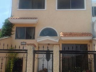 CASA EN VENTA EN LOMAS 3a SECCION