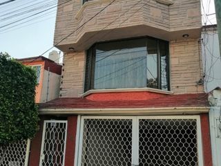 Casa en Venta Valle Dorado, Tlalnepantla AV1612